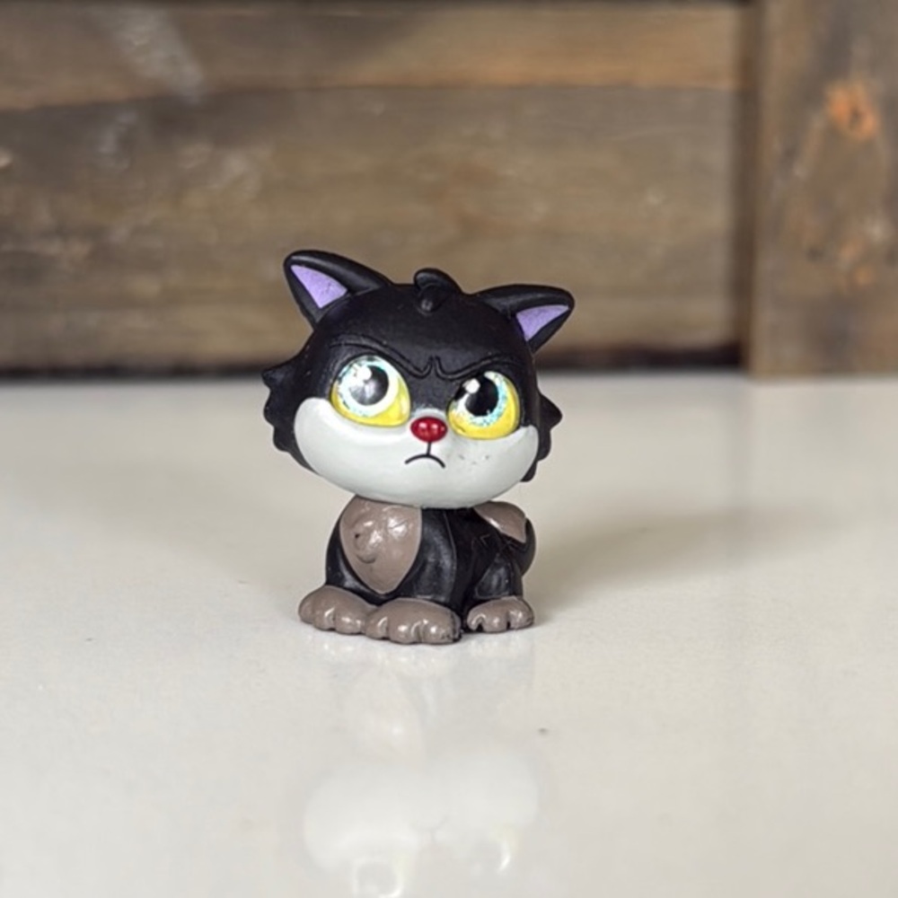 Disney Doorables series 5 Lucifer